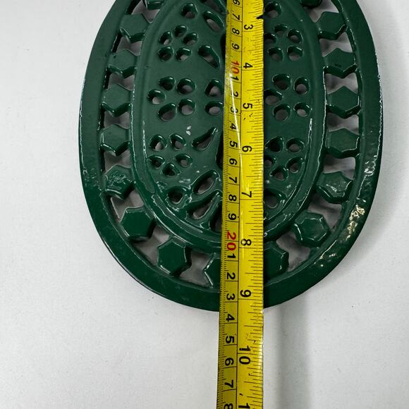 Vintage 9 Inch Cast Iron Trivet Green Oval Hanging Decorative China 1994 - Picture 3 of 5